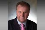 Dr. Gill Endre plasztikai sebész Dr. Gill Endre plasztikai sebész