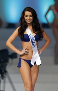 Ötvös Brigitta a 2013-as Miss International döntőjébe jutott!