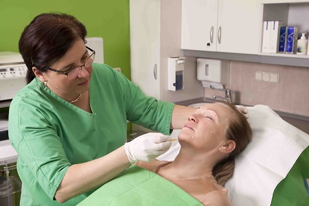 UltraV Lifting - vékonyszálas kontúrterápia / Dr. Kolat Zsuzsanna UltraV Lifting - vékonyszálas kontúrterápia / Dr. Kolat Zsuzsanna