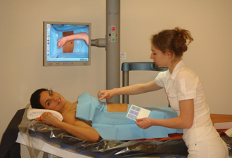 Az UltraShape alakformáló eljárást próbálta ki Bódi Sylvi a Fehérhajó Revital Centerben Az UltraShape alakformáló eljárást próbálta ki Bódi Sylvi a Fehérhajó Revital Centerben