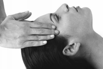 Hajhullás elleni fejbőr terápia - KLEANTHOUS 1.kep